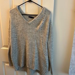 Women’s American Eagle grey hooded v neck sweater